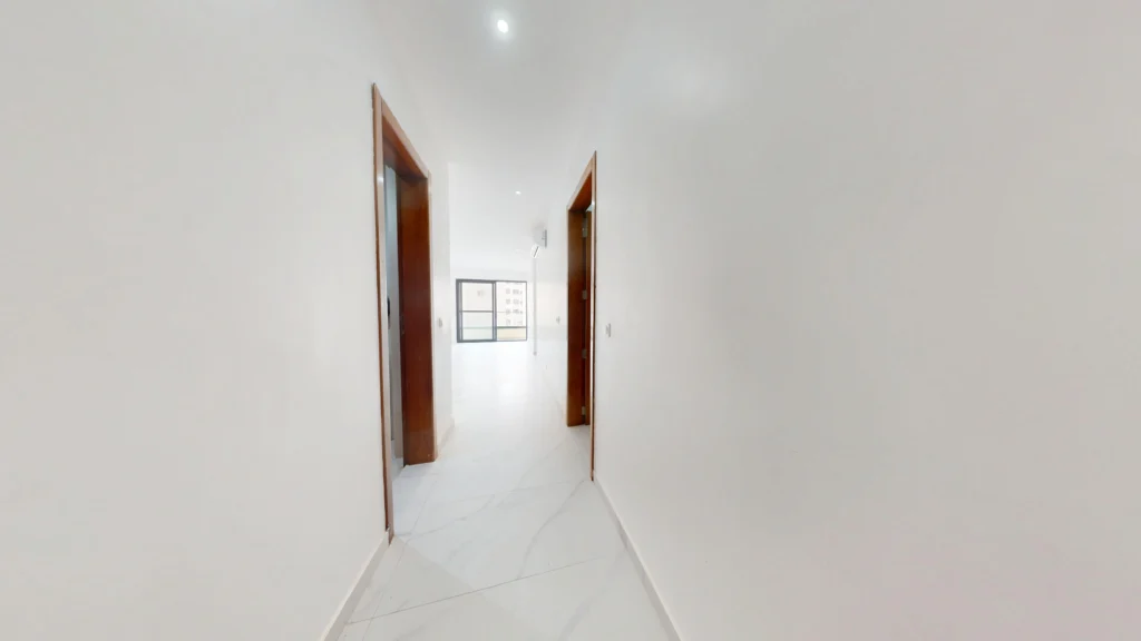 Africa-Real-Estate-Residence-Fifa-Olympic-F3-1er-etage-couloir-entree-principale
