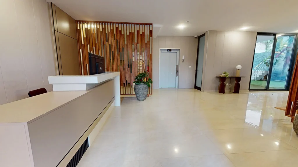 Espace-commune-Salle-de-sport-Hall-salle-de-sport–Acceuil- 1