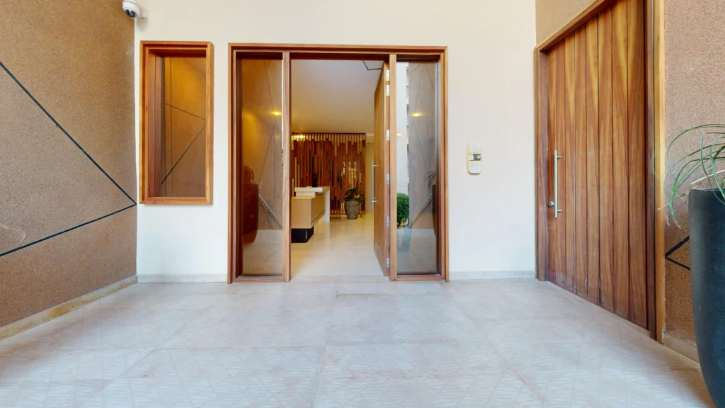 Espace-commune-Salle-de-sport-Hall-salle-de-sport–Entree-building-