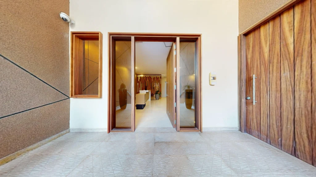Espace-commune-Salle-de-sport-Hall-salle-de-sport–hall-entree 1