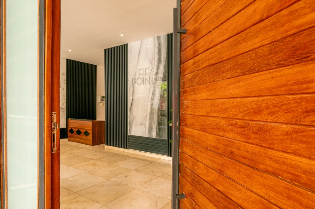 P1057468